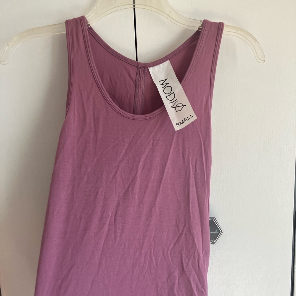 Modiv tank top